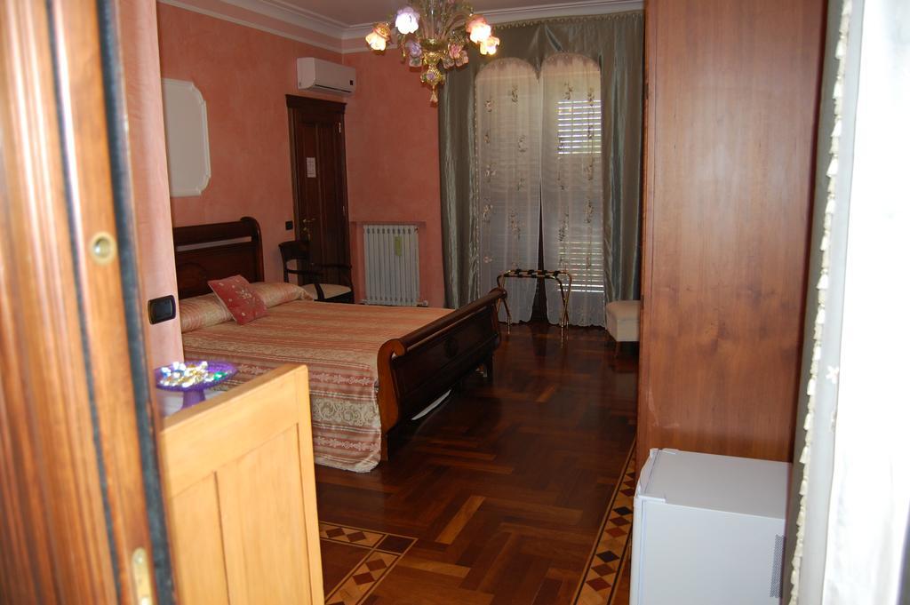 B&B Villa Francesca Soverato Marina Kamer foto