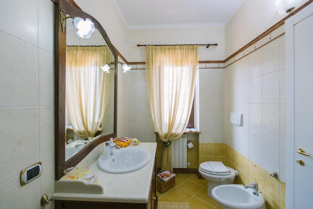 B&B Villa Francesca Soverato Marina Buitenkant foto