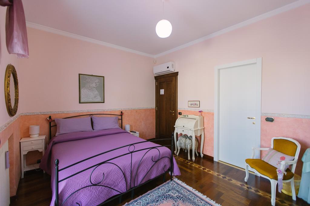 B&B Villa Francesca Soverato Marina Buitenkant foto