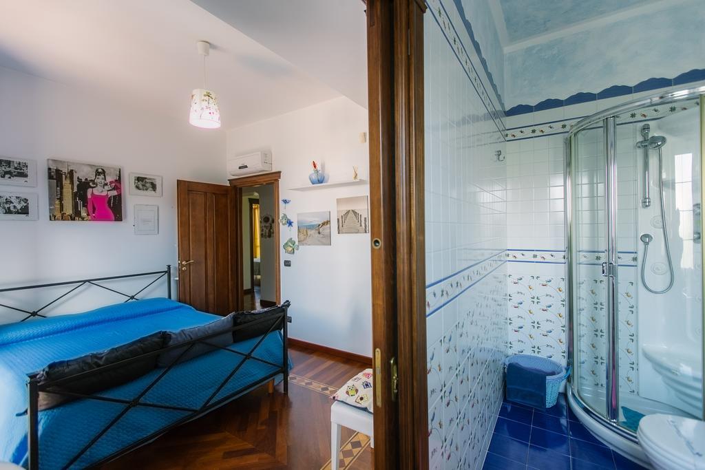 B&B Villa Francesca Soverato Marina Buitenkant foto