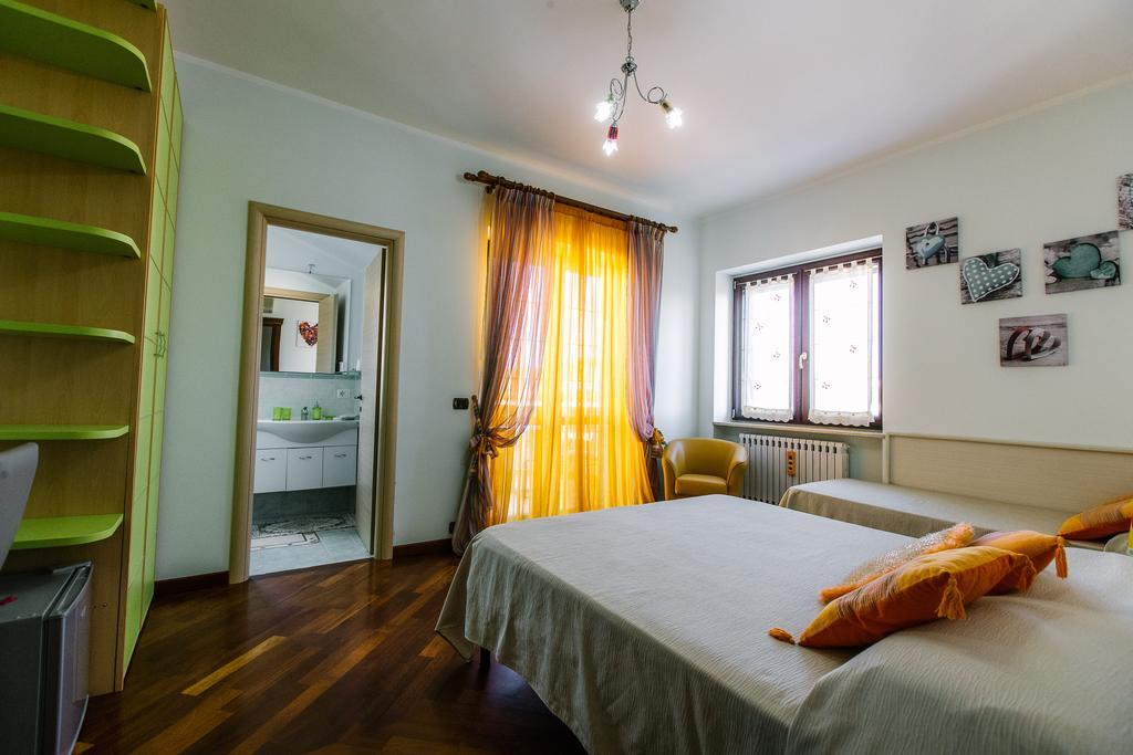 B&B Villa Francesca Soverato Marina Buitenkant foto